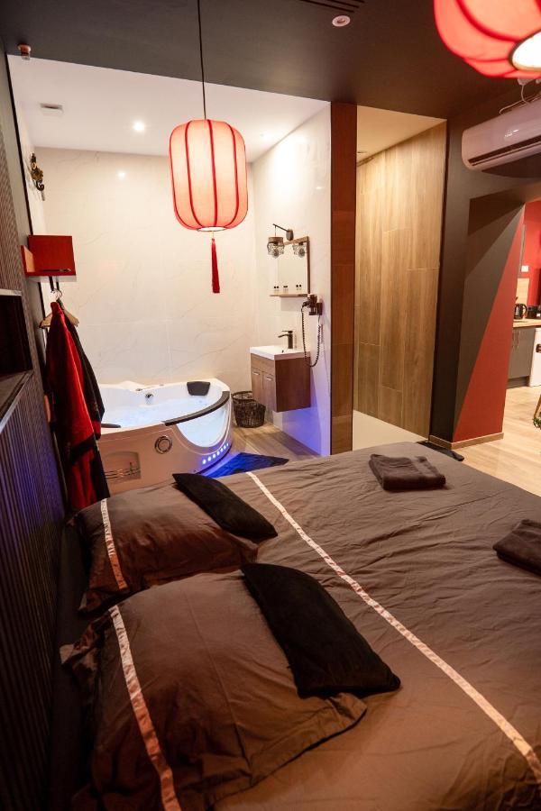 Apartament Capsule Japon - Jacuzzi - Netflix & Ecran Cinema - Xbox Trith-Saint-Leger Zewnętrze zdjęcie