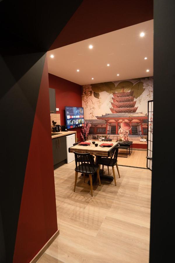 Apartament Capsule Japon - Jacuzzi - Netflix & Ecran Cinema - Xbox Trith-Saint-Leger Zewnętrze zdjęcie