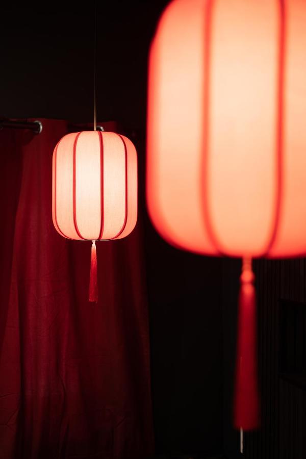 Apartament Capsule Japon - Jacuzzi - Netflix & Ecran Cinema - Xbox Trith-Saint-Leger Zewnętrze zdjęcie